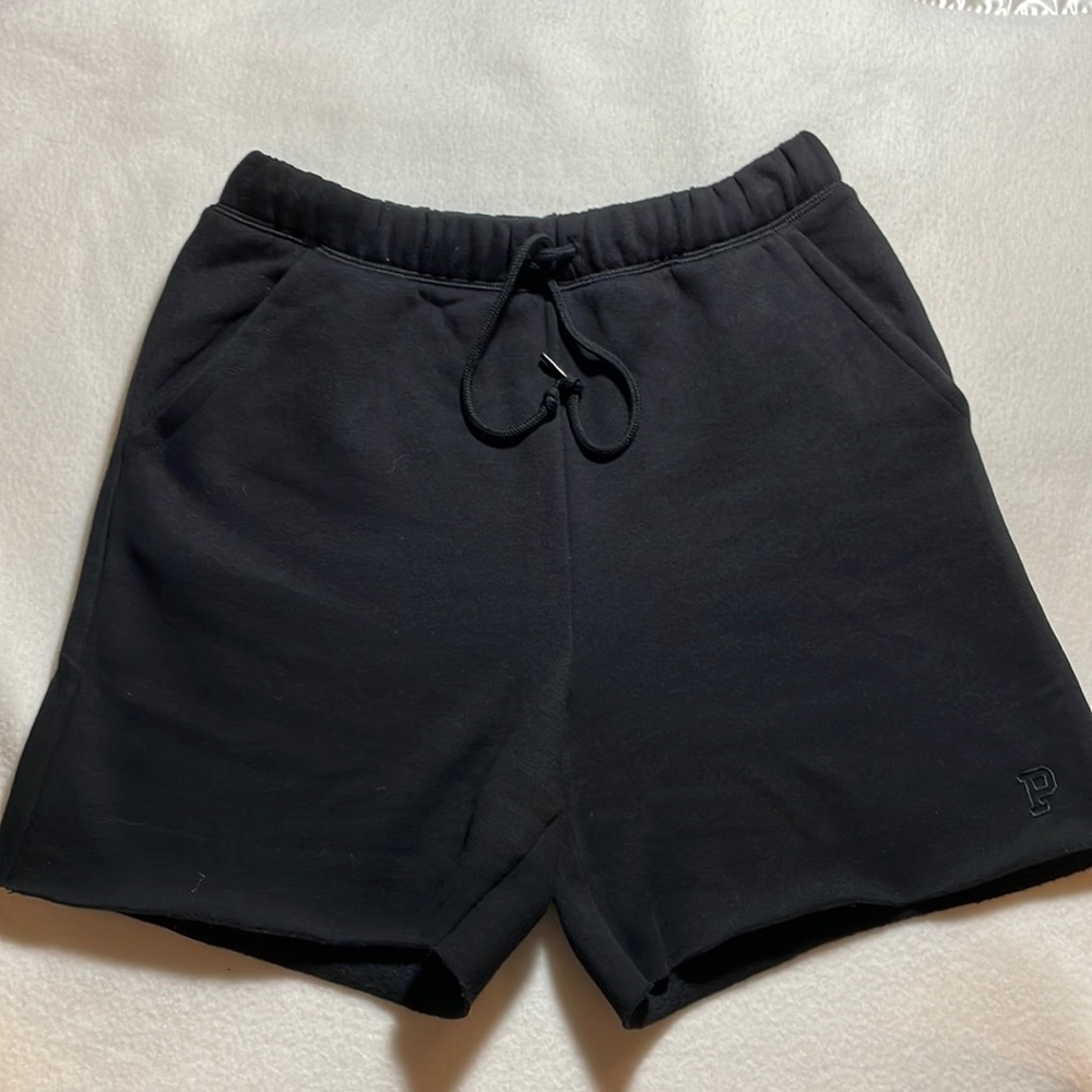 PINK comfy shorts. Soft cotton like material on the inside. Loose fit